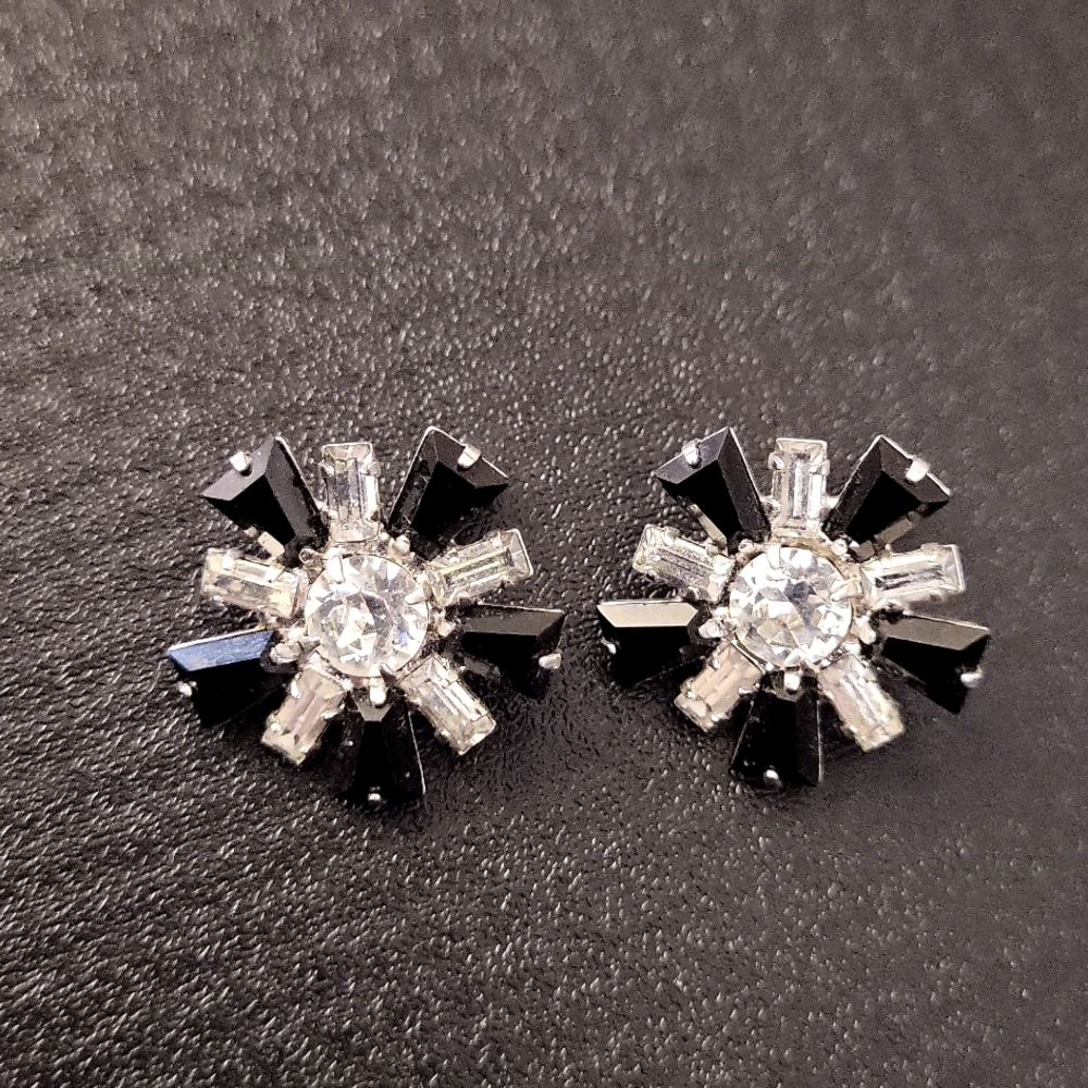 Vintage Signed B. David Black and Clear Rhinestone Clip On Earrings